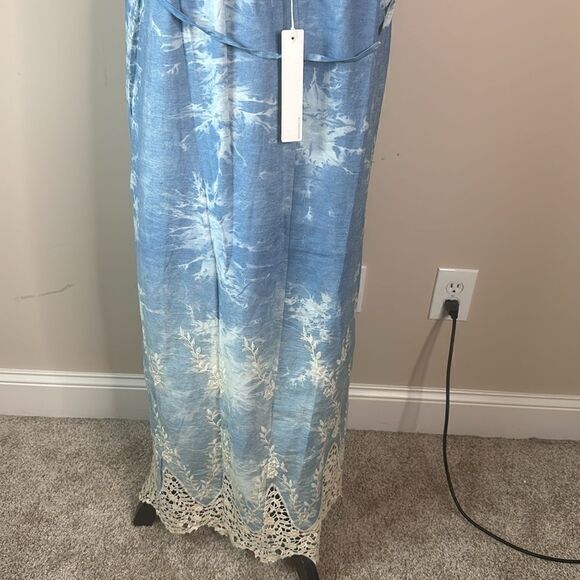 Line & Dot Maxi sleeveless Dress - Picture 10 of 13